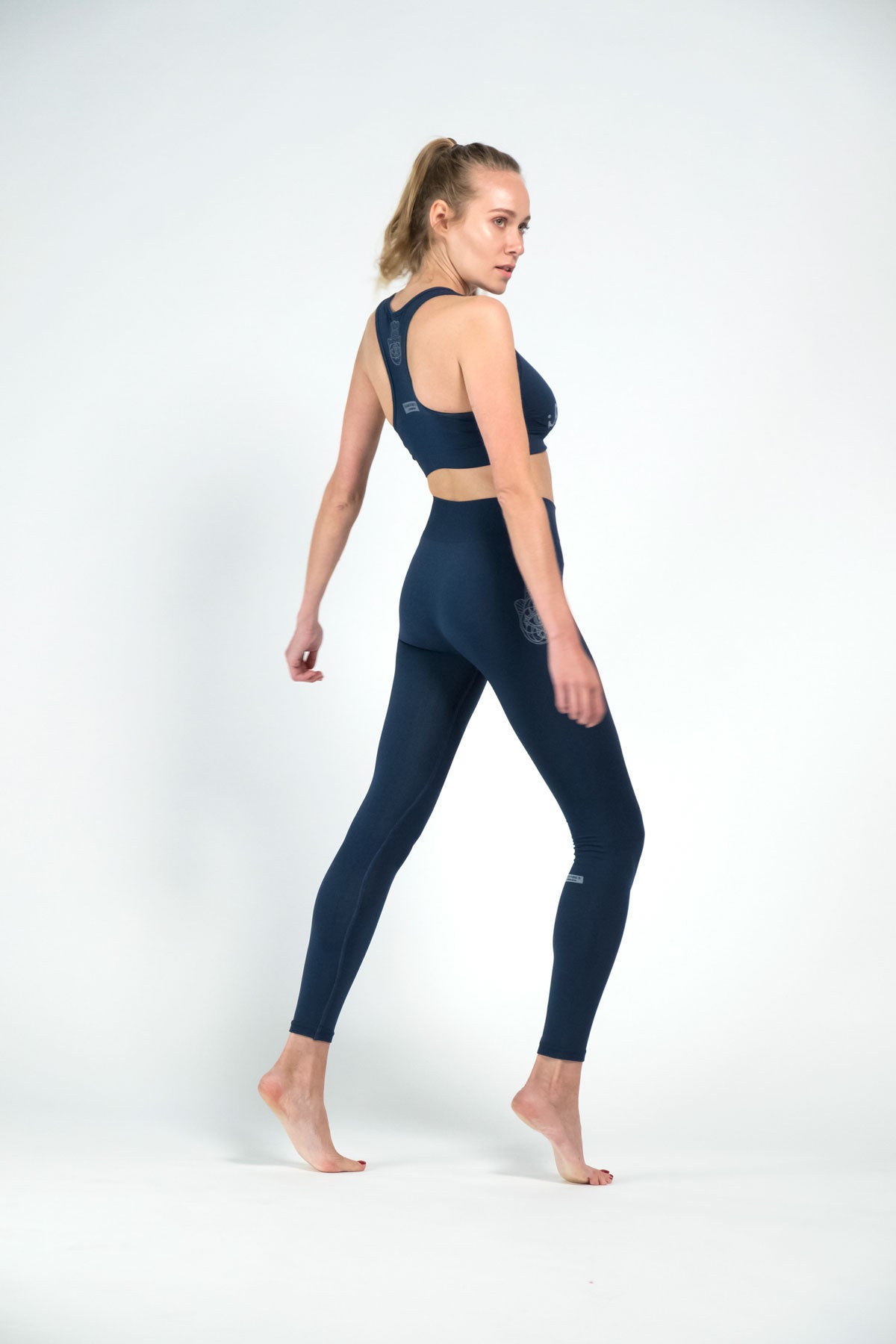 Vibe Higher Barefoot Legging